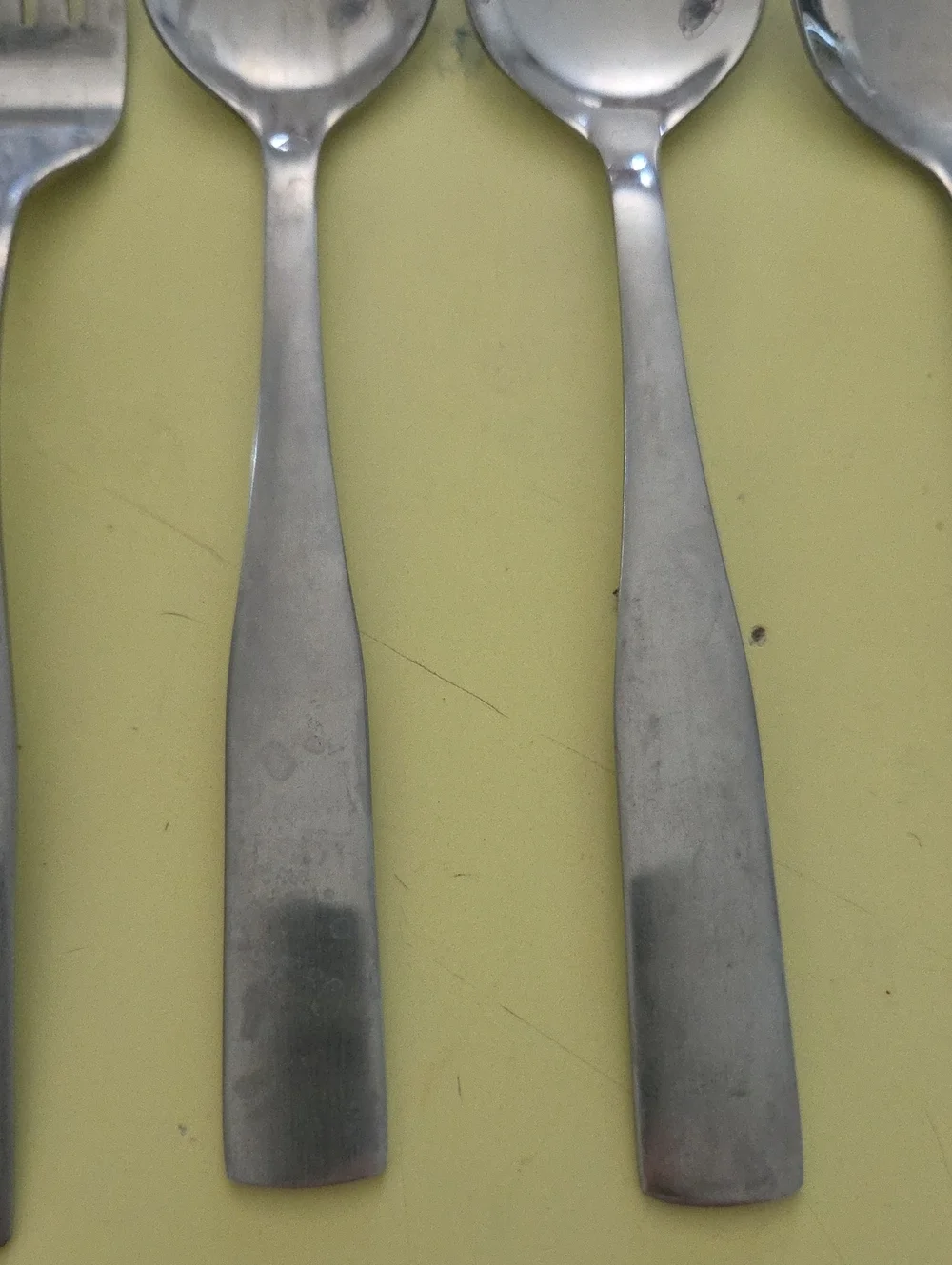 11 Pieces Unbranded Stainless Steel Forks & Spoons Silverware
